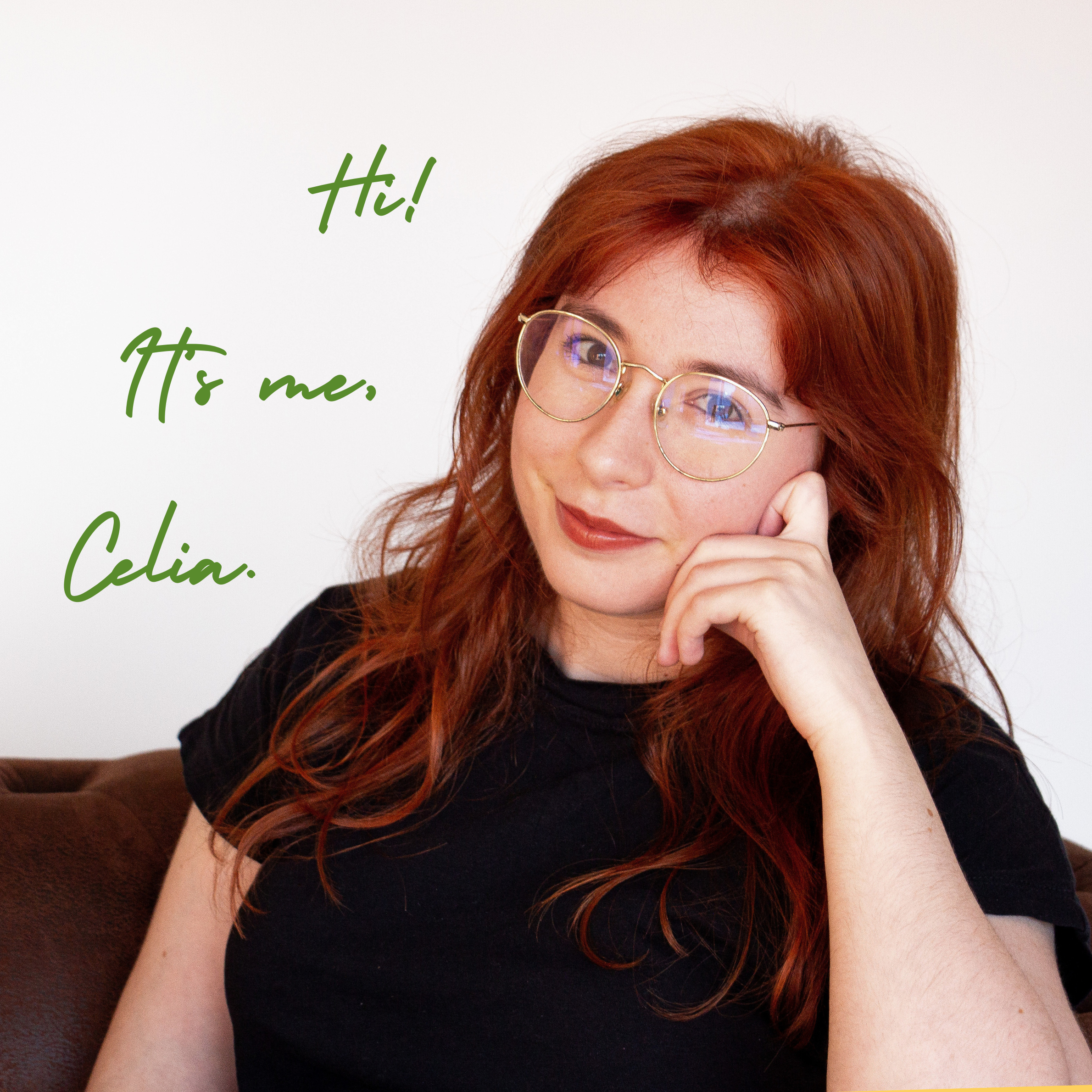 Celia Yélamos – creative bilingual copywriter in English and Spanish, portfolio website hero image