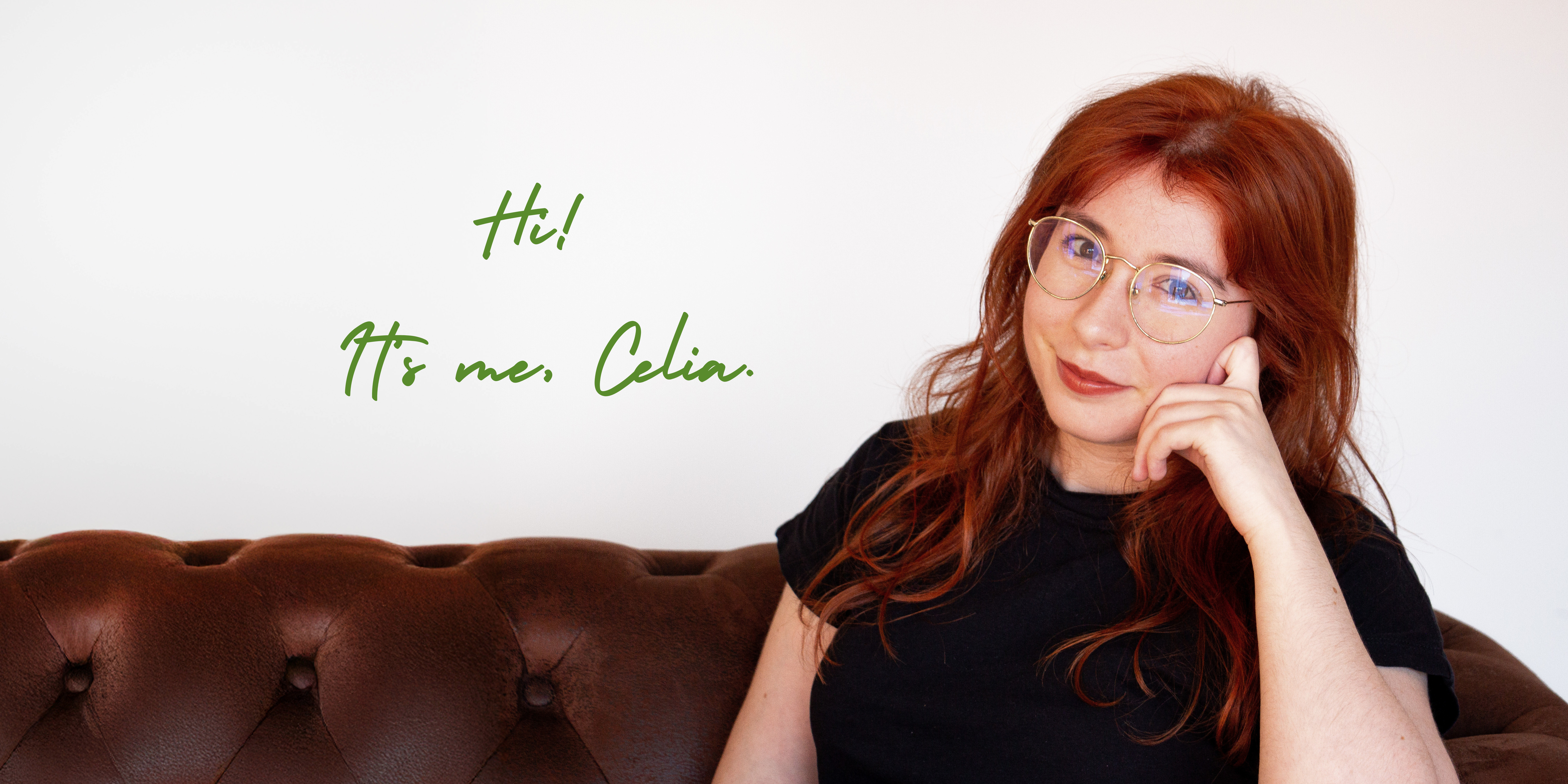 Celia Yélamos – creative bilingual copywriter in English and Spanish, portfolio website hero image